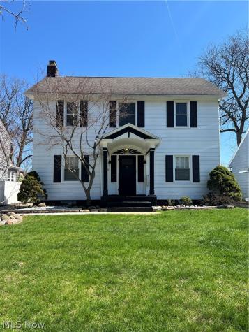1129 Avon Street Akron OH 44310