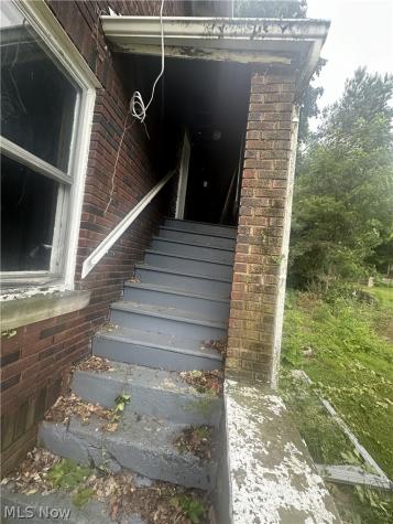 1043 S Webb Avenue Alliance OH 44601
