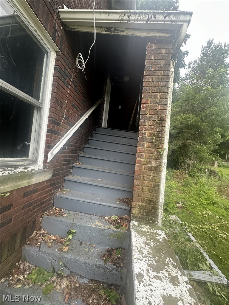 1043 S Webb Avenue Alliance OH 44601
