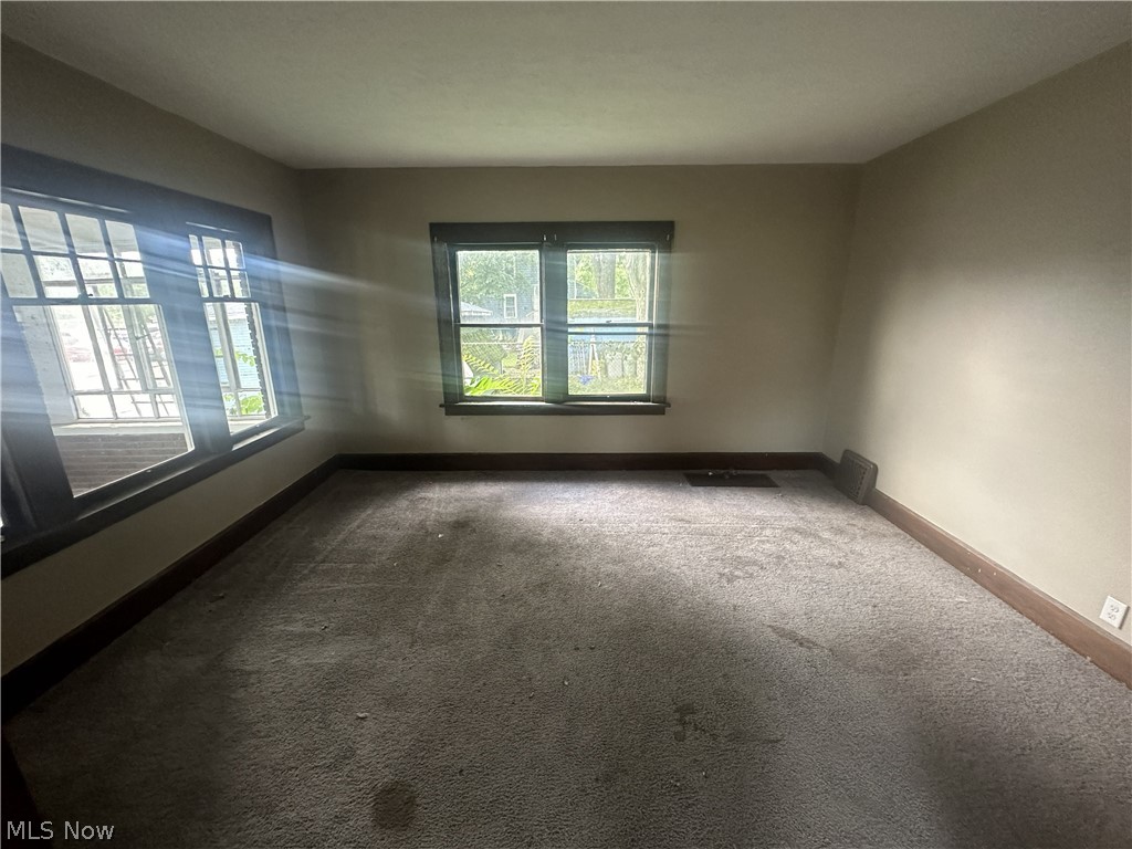 1043 S Webb Avenue Alliance OH 44601