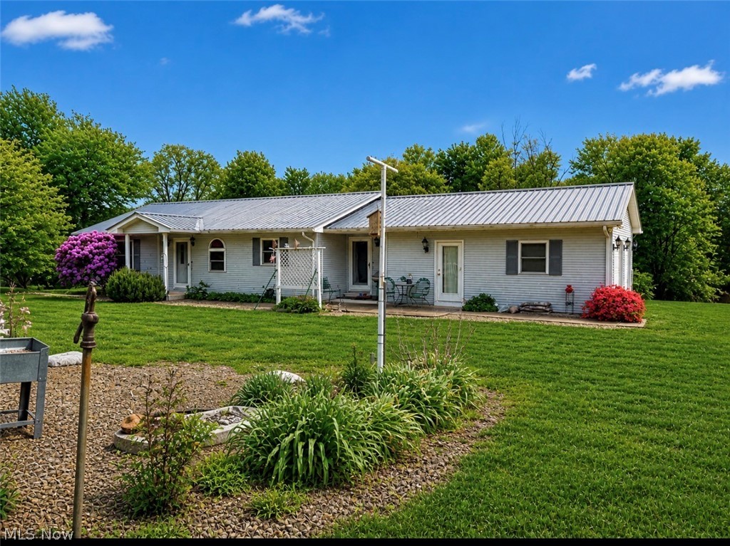 305 North Drive Somerset OH 43783
