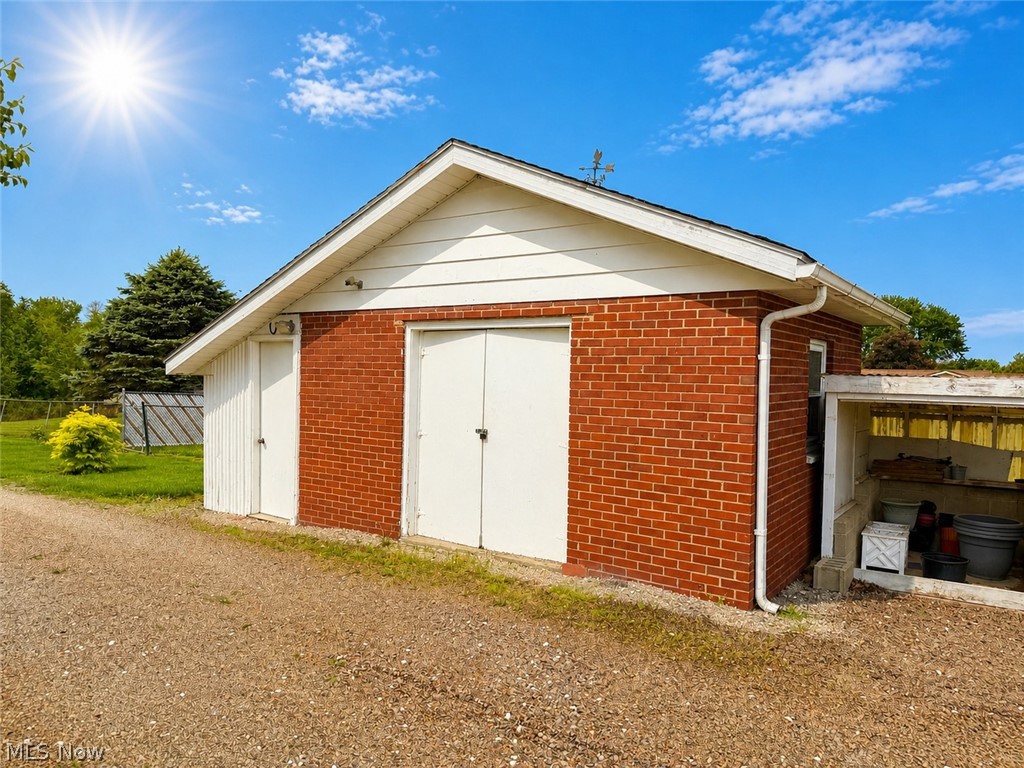 305 North Drive Somerset OH 43783