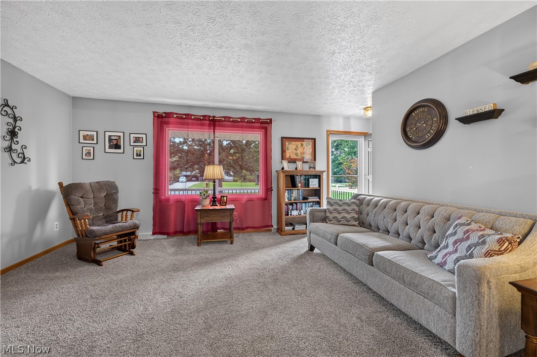 763 Lockwood Road Barberton OH 44203