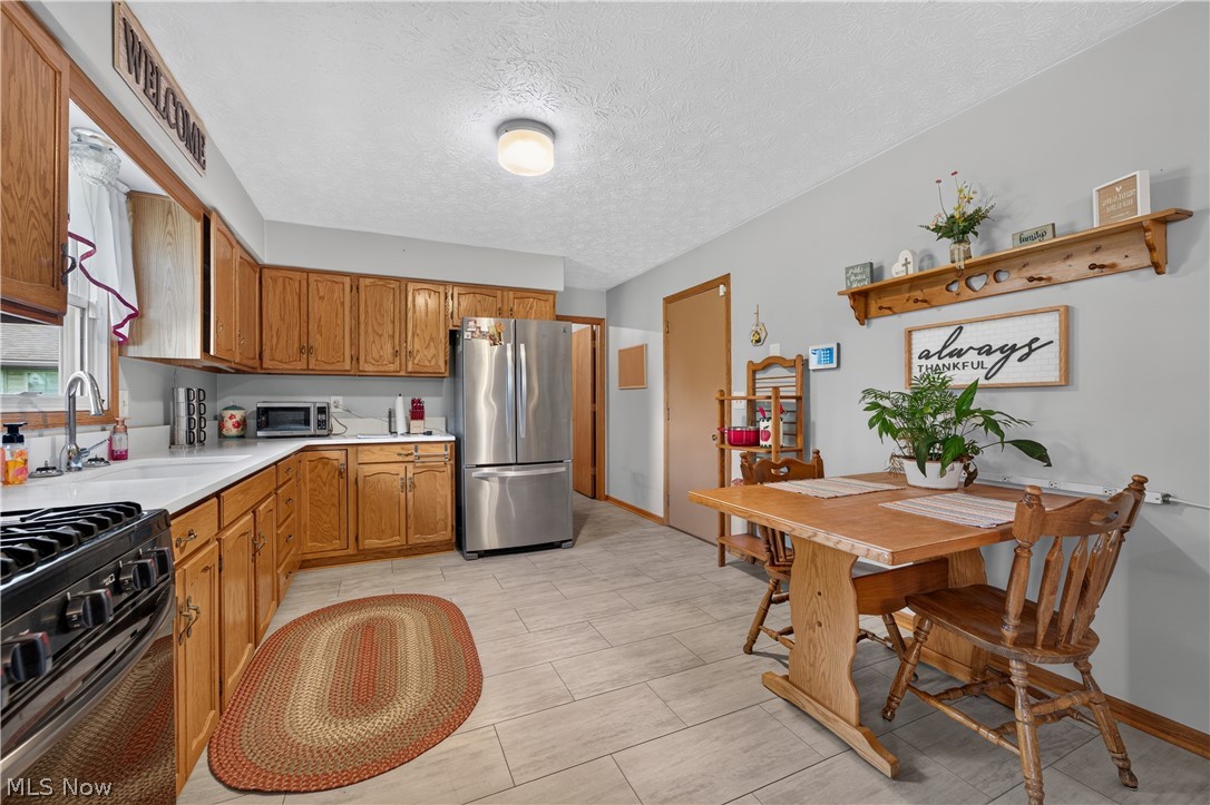 763 Lockwood Road Barberton OH 44203