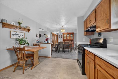 763 Lockwood Road Barberton OH 44203
