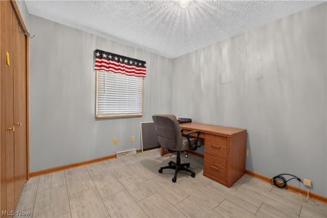 763 Lockwood Road Barberton OH 44203