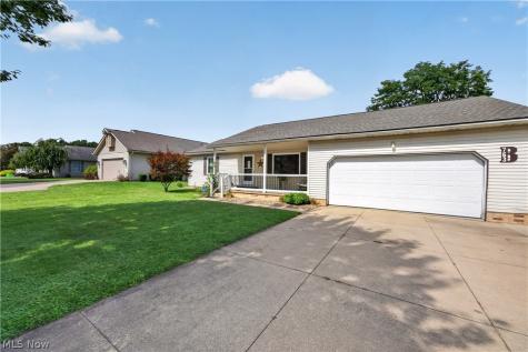 763 Lockwood Road Barberton OH 44203