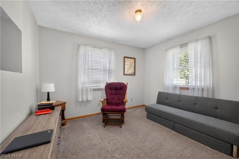 763 Lockwood Road Barberton OH 44203
