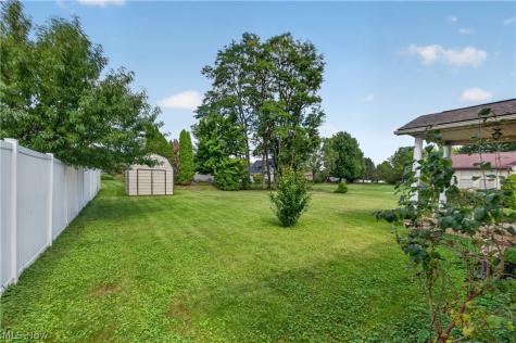 763 Lockwood Road Barberton OH 44203