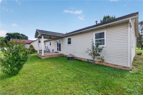 763 Lockwood Road Barberton OH 44203