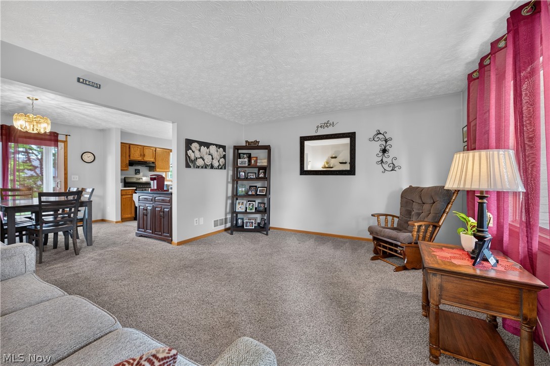 763 Lockwood Road Barberton OH 44203