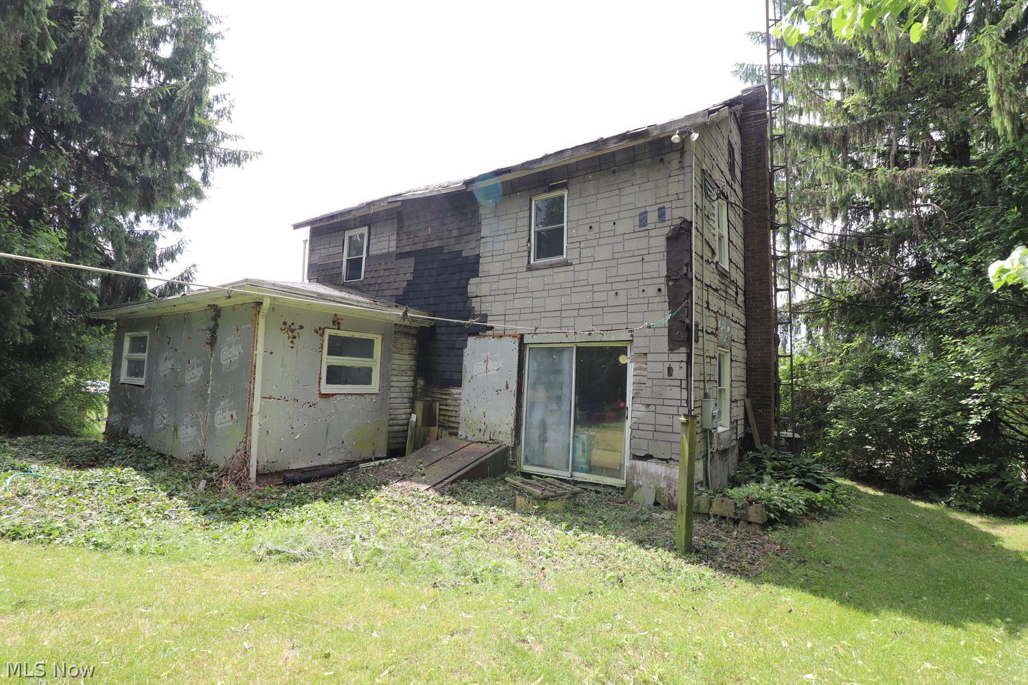 14115 Weygandt Street NW North Lawrence OH 44666