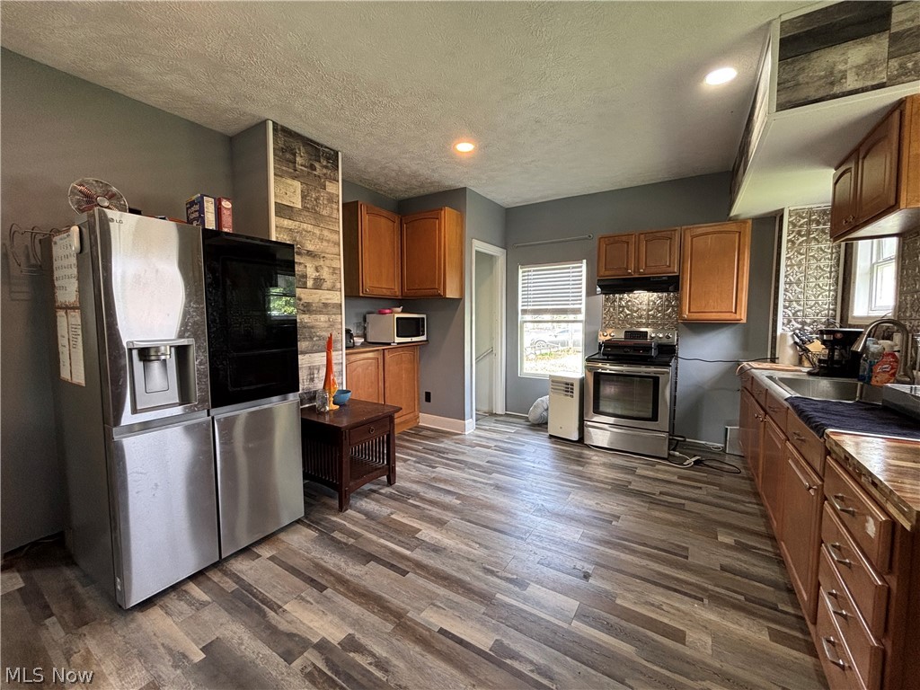 1826 West Avenue Elyria OH 44035