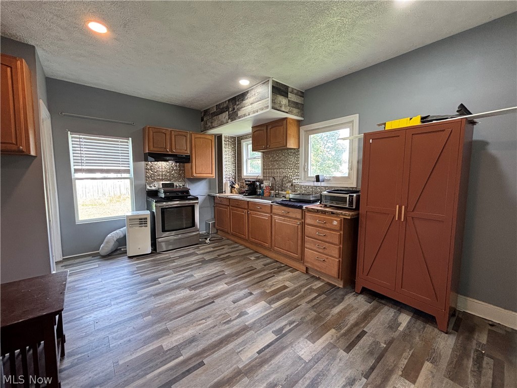 1826 West Avenue Elyria OH 44035