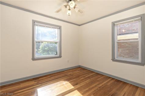 1682 Longwood Drive Mayfield Heights OH 44124
