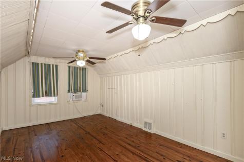 1682 Longwood Drive Mayfield Heights OH 44124