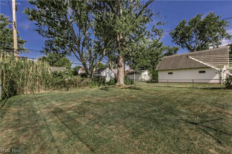 1682 Longwood Drive Mayfield Heights OH 44124
