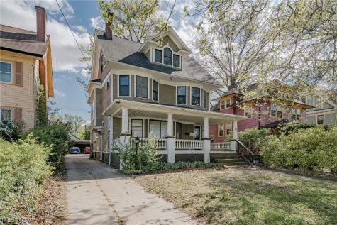 10906 Ashbury Avenue Cleveland OH 44106