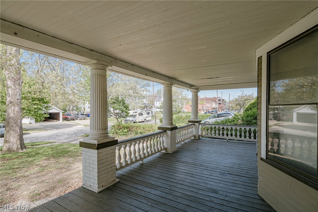 10906 Ashbury Avenue Cleveland OH 44106