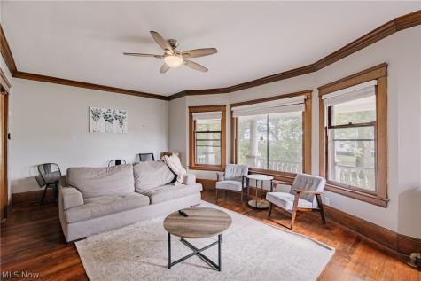 10906 Ashbury Avenue Cleveland OH 44106