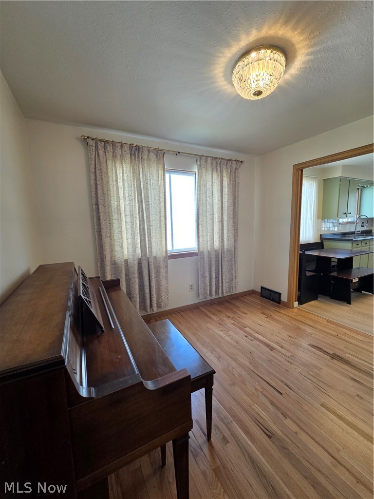 5933 Decker Road North Olmsted OH 44070