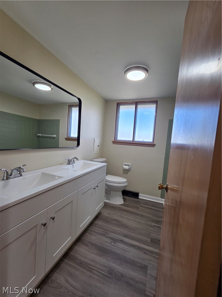 5933 Decker Road North Olmsted OH 44070