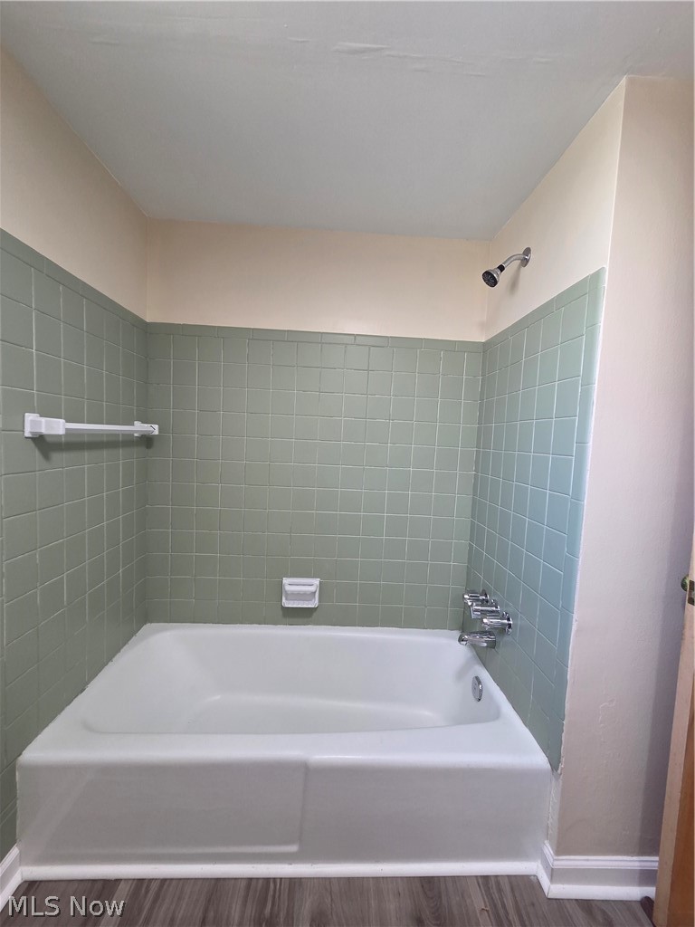 5933 Decker Road North Olmsted OH 44070