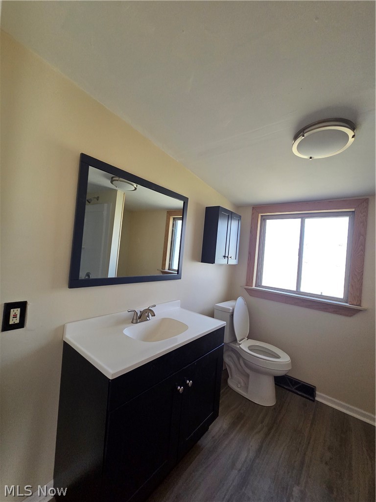 5933 Decker Road North Olmsted OH 44070