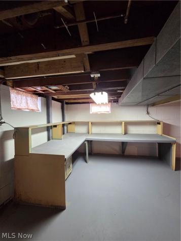 5933 Decker Road North Olmsted OH 44070