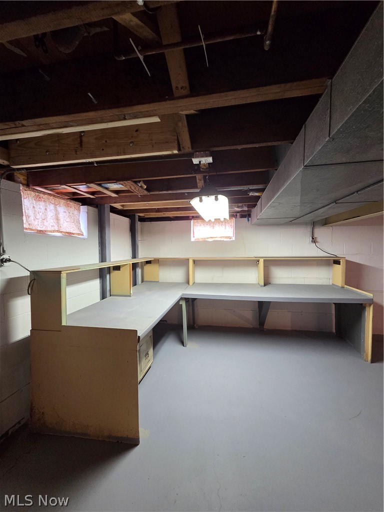 5933 Decker Road North Olmsted OH 44070