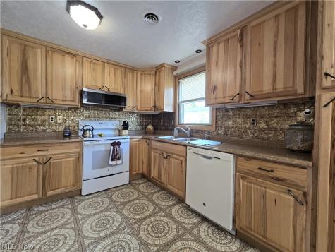 1 Jasmin Rittman OH 44270