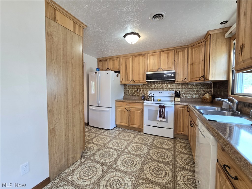 1 Jasmin Rittman OH 44270