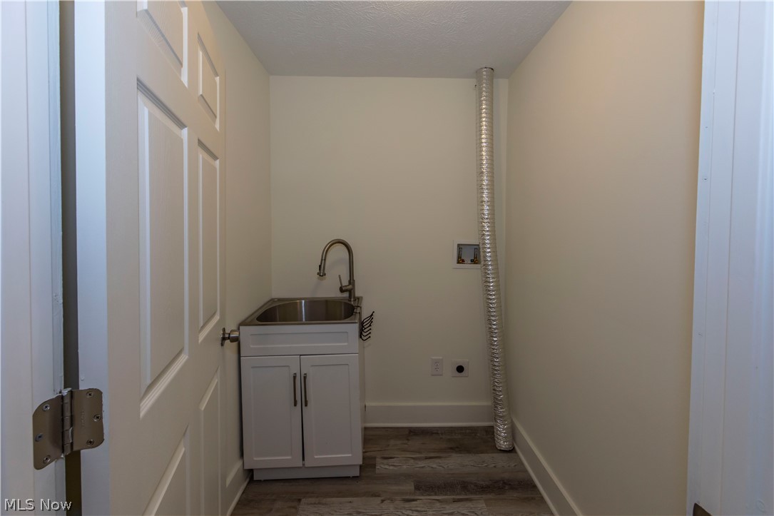 4213 Bridge Avenue Cleveland OH 44113