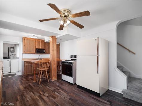6003 Archmere Avenue Brooklyn OH 44144