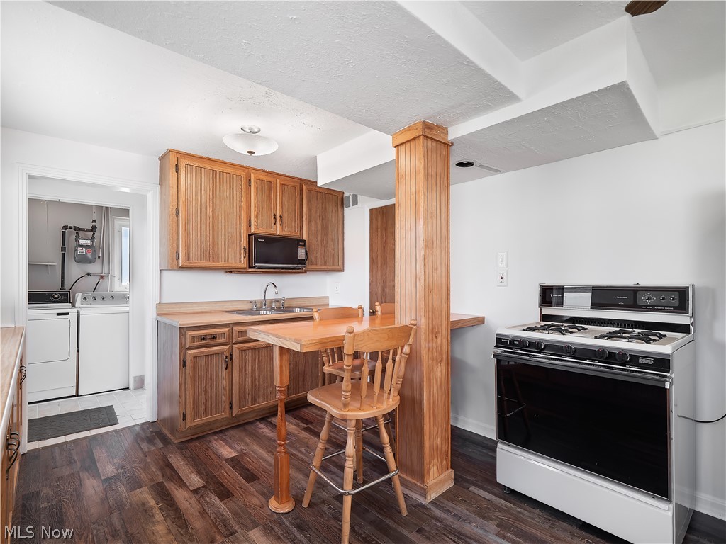 6003 Archmere Avenue Brooklyn OH 44144