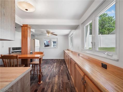 6003 Archmere Avenue Brooklyn OH 44144