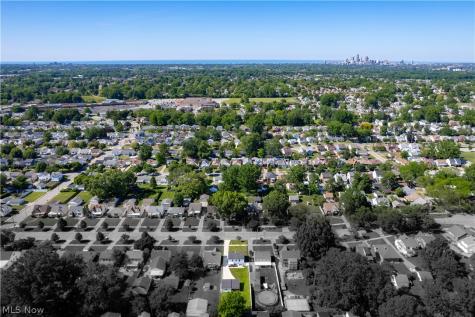 6003 Archmere Avenue Brooklyn OH 44144