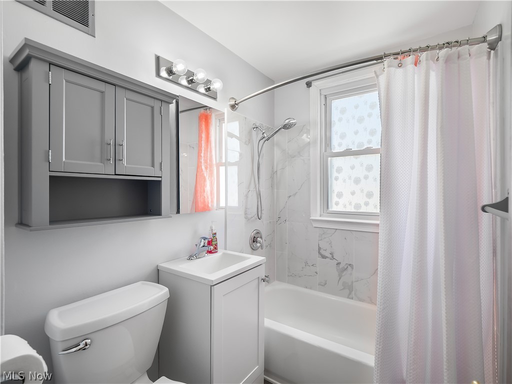 6003 Archmere Avenue Brooklyn OH 44144