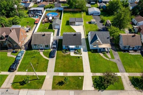 6003 Archmere Avenue Brooklyn OH 44144