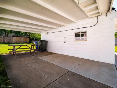 6003 Archmere Avenue Brooklyn OH 44144