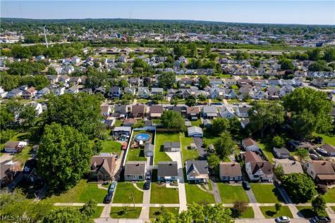 6003 Archmere Avenue Brooklyn OH 44144