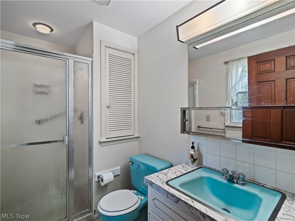 213 Cherry Lane Avon Lake OH 44012