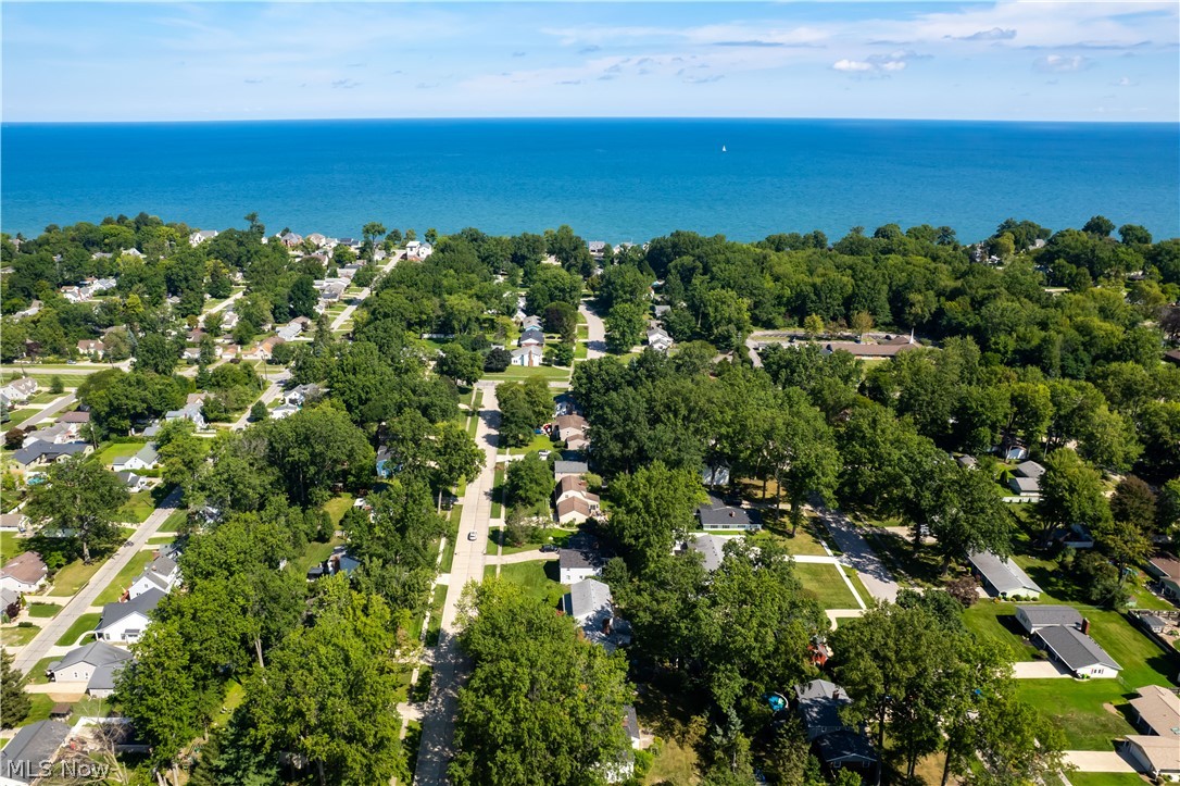 213 Cherry Lane Avon Lake OH 44012