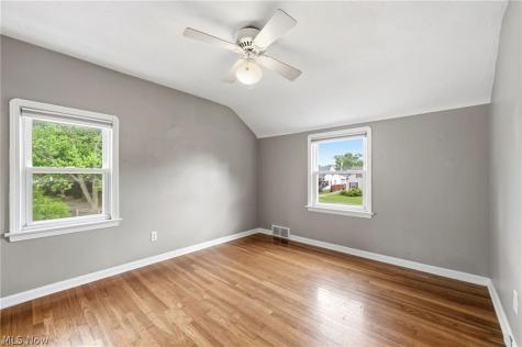 7906 Kenton Avenue Parma OH 44129