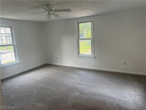 163 19th Street NW Barberton OH 44203