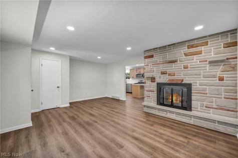 8455 W Ridge Road Elyria OH 44035