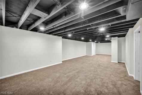 8455 W Ridge Road Elyria OH 44035