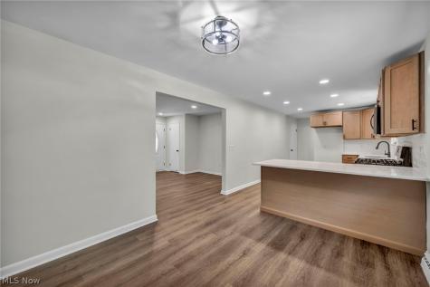 8455 W Ridge Road Elyria OH 44035