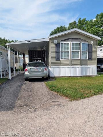266 Bender Street NE Navarre OH 44662