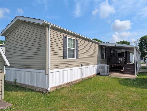 266 Bender Street NE Navarre OH 44662